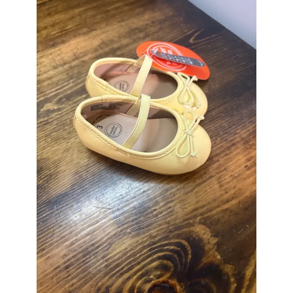 Wonder nation yellow flats size 3
